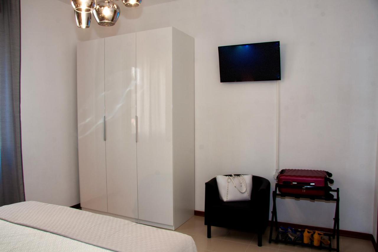 Apartamento Residenza Palmina Rímini Exterior foto