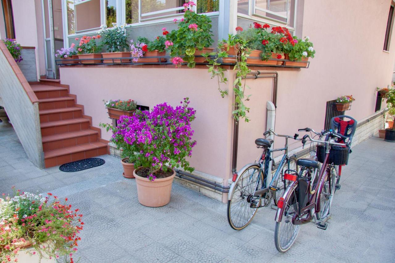 Apartamento Residenza Palmina Rímini Exterior foto